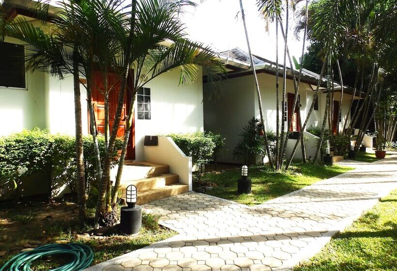 بانگلوی استاندارد, Serenity Lakeside Resort