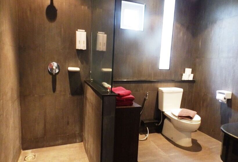 اتاق استاندارد, Serenity Lakeside Resort