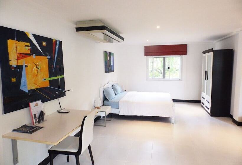 اتاق استاندارد, Serenity Lakeside Resort