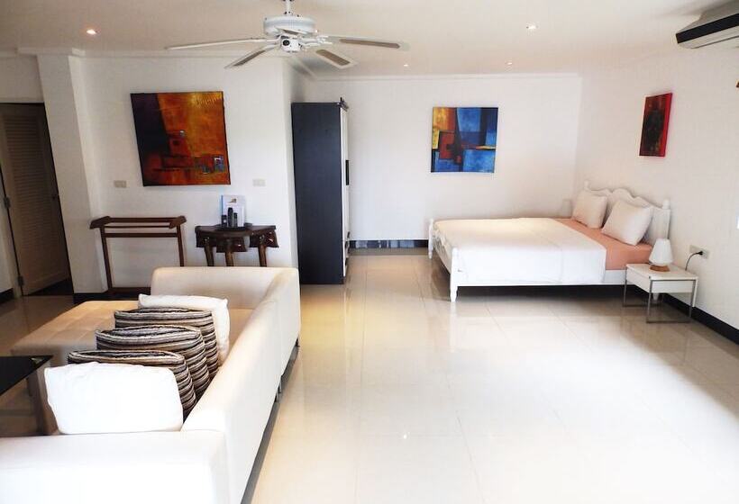 اتاق استاندارد, Serenity Lakeside Resort