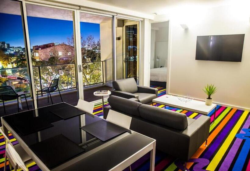 آپارتمان 2 خوابه, Adge Hotel And Residences