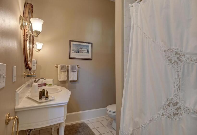 اتاق استاندارد با 2 تخت دوبل, Prairie Guest House