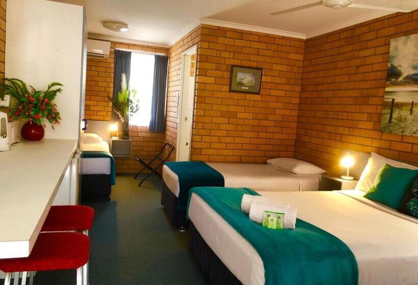 استودیوی استاندارد, Bosuns Inn Motel