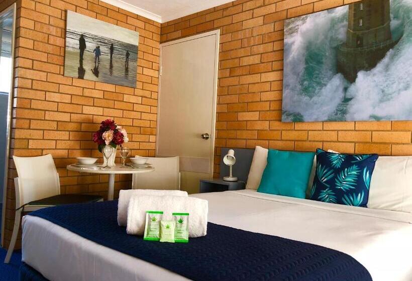 استودیوی استاندارد, Bosuns Inn Motel