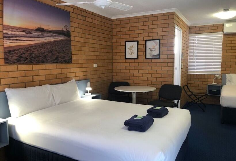 اتاق استاندارد, Bosuns Inn Motel