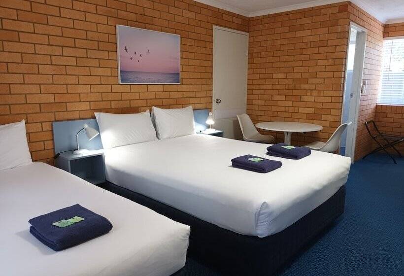 استودیوی استاندارد, Bosuns Inn Motel