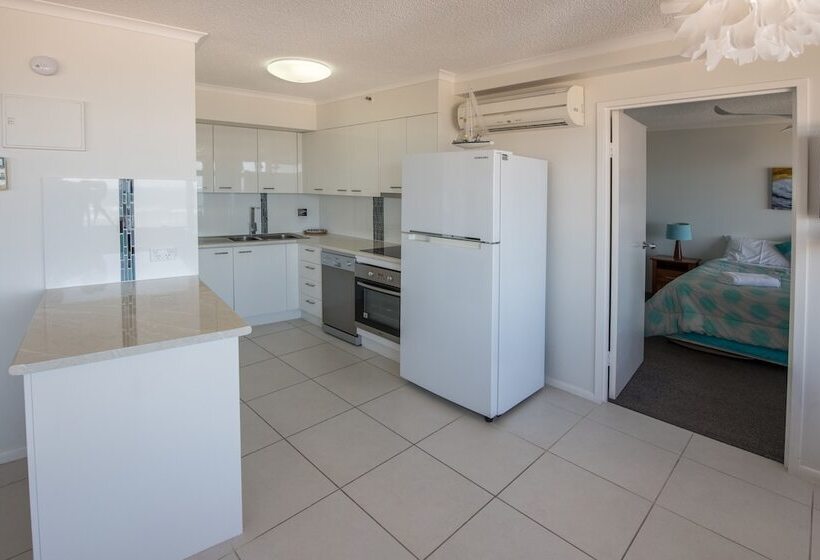 2 Bedroom Deluxe Apartment Sea View, Centrepoint Apartments Caloundra