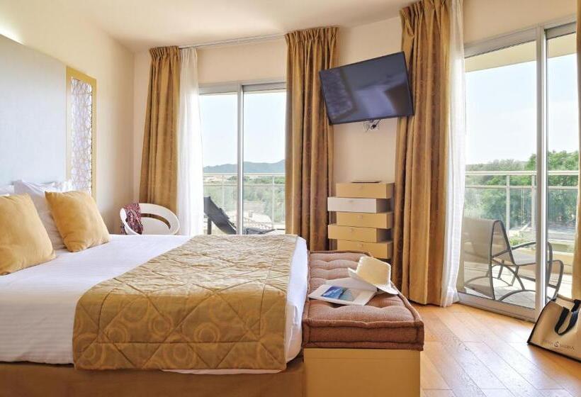 Suite, Costa Salina