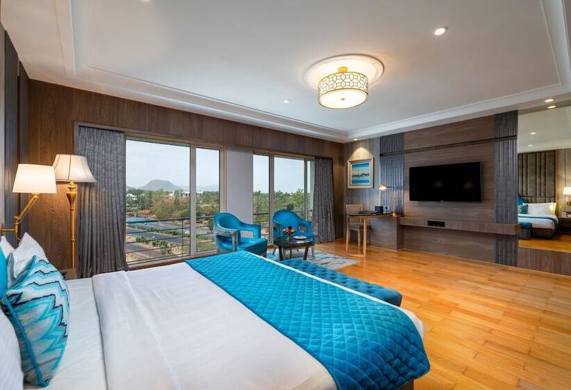 سوییت, Express Inn The Business Luxury