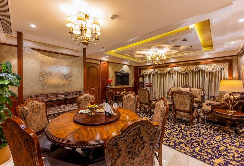 سوئیت پرزیدنت, Express Inn The Business Luxury