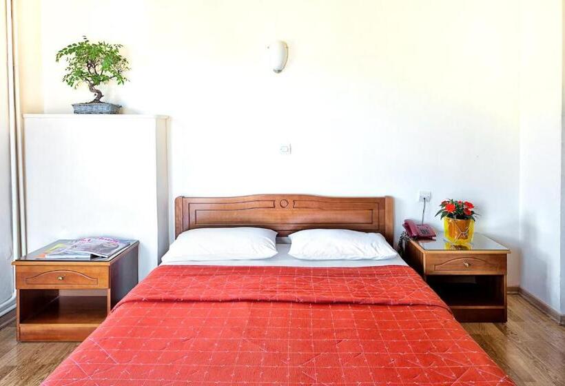 اتاق استاندارد یک نفره, Keletron Hotel   Bike And Motorcycle Friendly