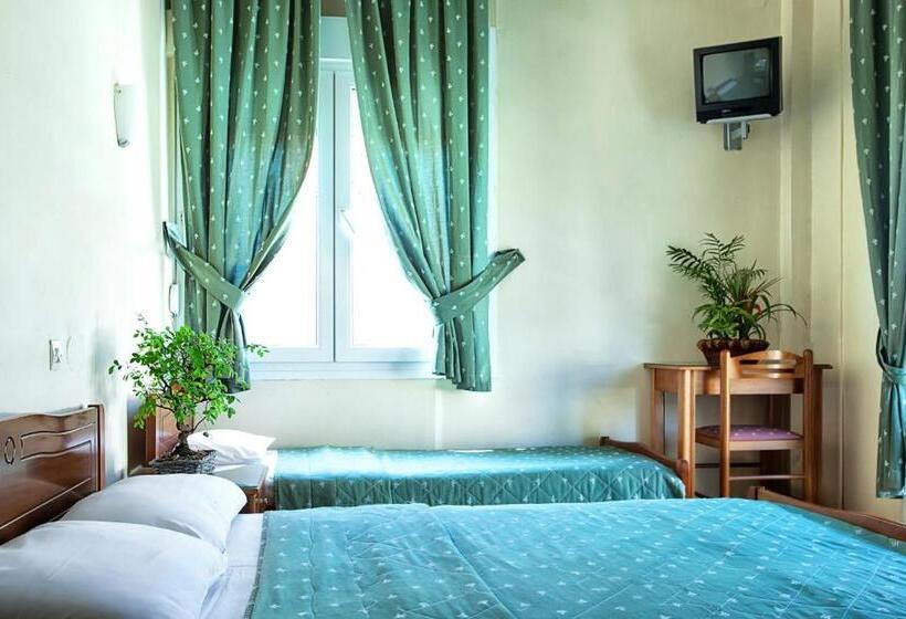 اتاق استاندارد سه نفره, Keletron Hotel   Bike And Motorcycle Friendly