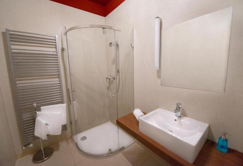 استودیوی استاندارد, Tatragolf Mountain Resort