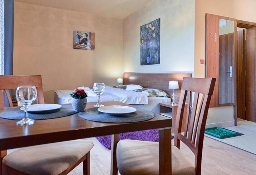 استودیوی استاندارد, Tatragolf Mountain Resort