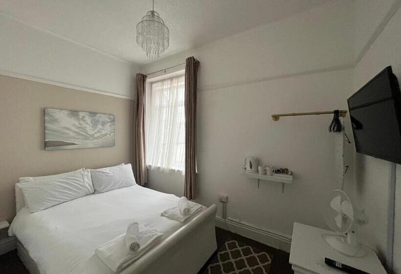 اتاق استاندارد, Stay At 25