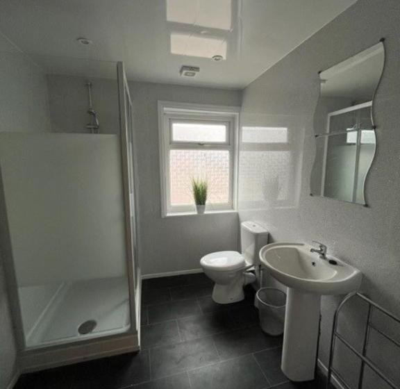 اتاق استاندارد چهار تخته, Stay At 25