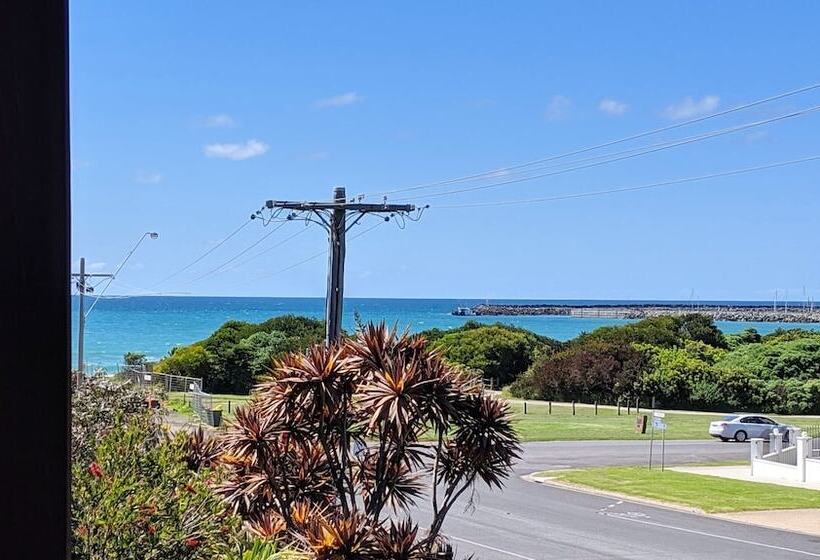 Executive Studio, Seaview Motel And Apartments