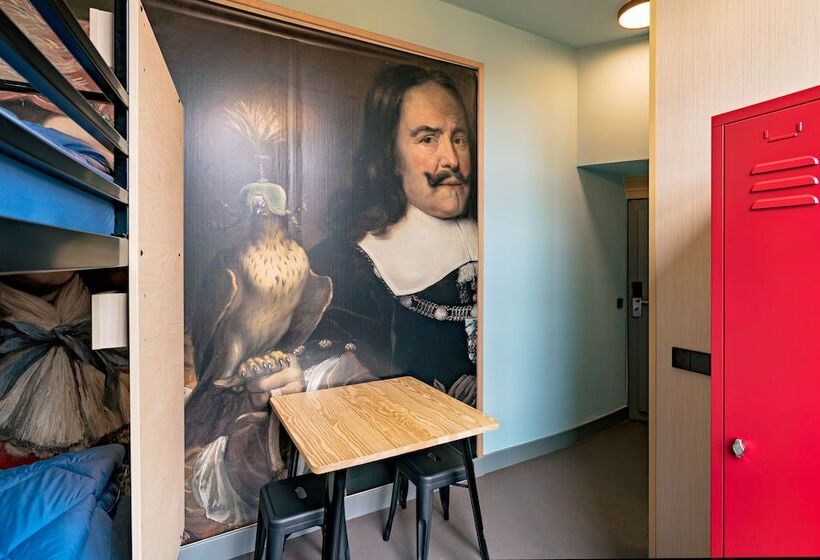 اتاق استاندارد با تخت‌های تاشو, Stayokay Hostel Domburg