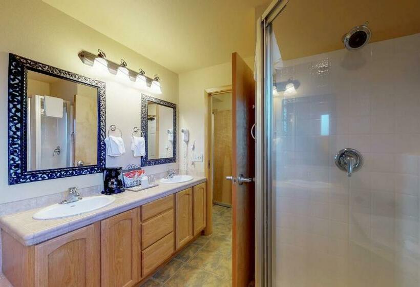آپارتمان 2 خوابه, Aspen Suites 505 & 506: Downtown Duo