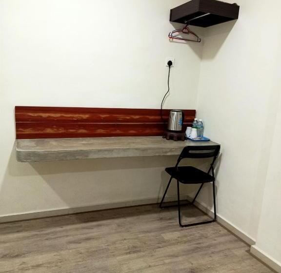 اتاق لوکس, Mass Hotel Mentakab