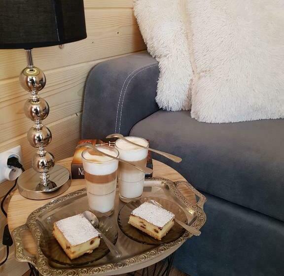 اتاق کلاسیک سه تخته, Antonówka