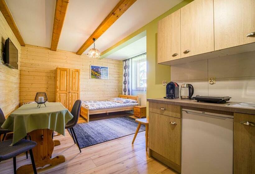 اتاق استاندارد سه نفره, Apartamenty U Drwala