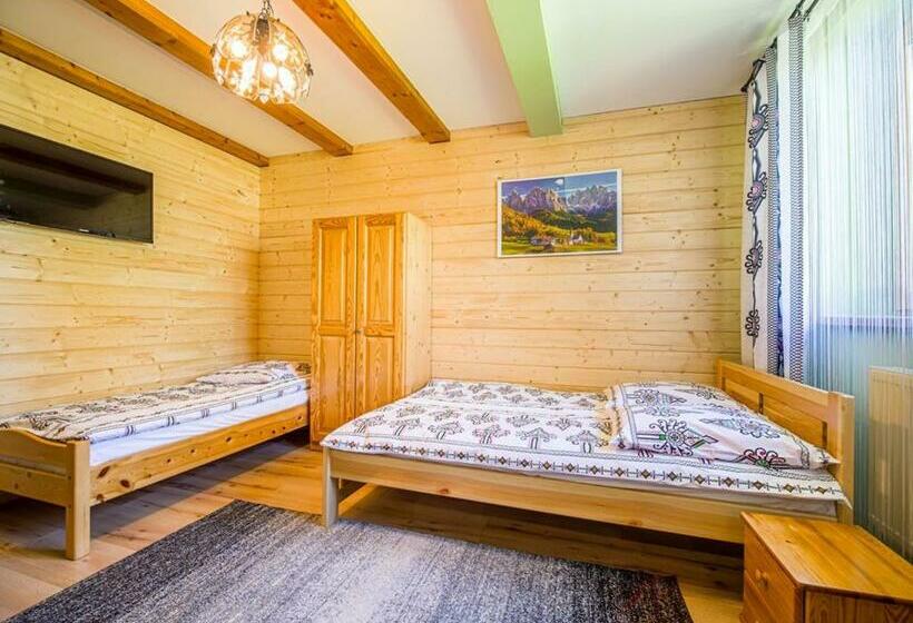 اتاق استاندارد سه نفره, Apartamenty U Drwala