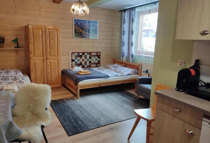 اتاق استاندارد سه نفره, Apartamenty U Drwala