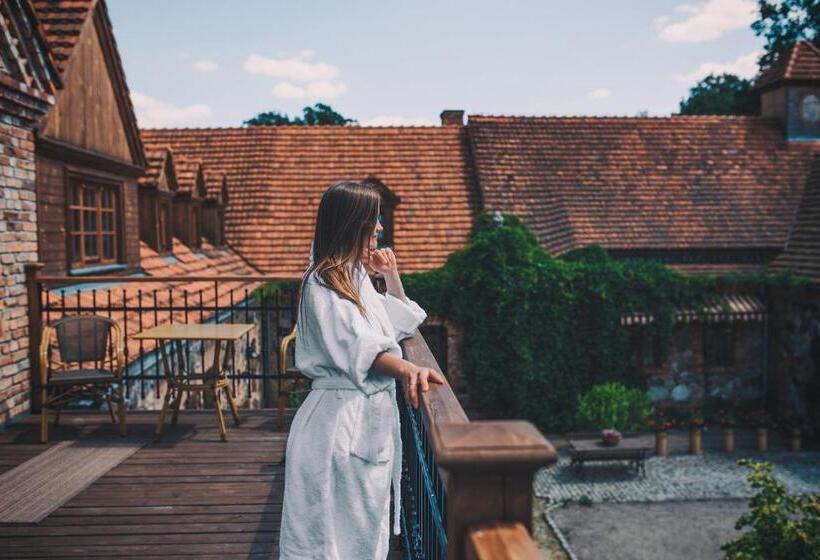 اتاق لوکس با بالکن, żabi Dwór   Hotel   Restauracja   Spa