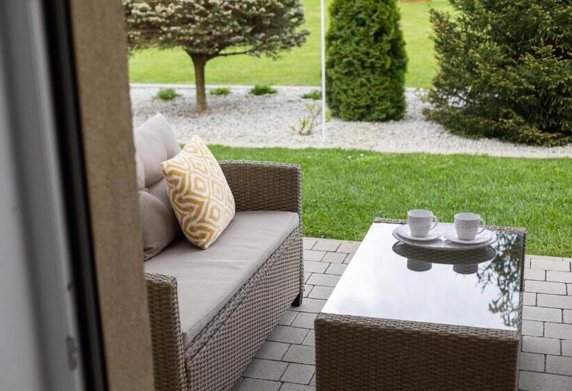 آپارتمان 1 خوابه با تراس, Apartementy   Weranda   Z Ogrodem W Centrum
