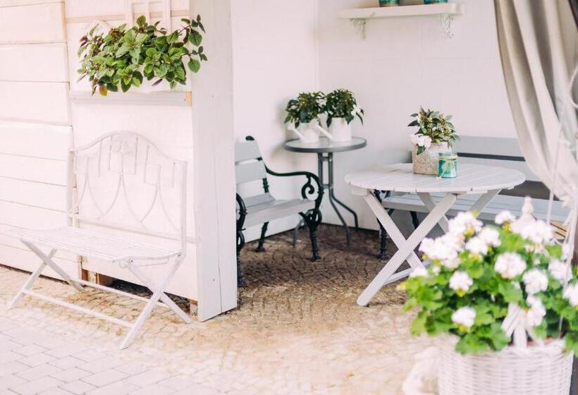 اتاق دوبلکس, Apartementy   Weranda   Z Ogrodem W Centrum