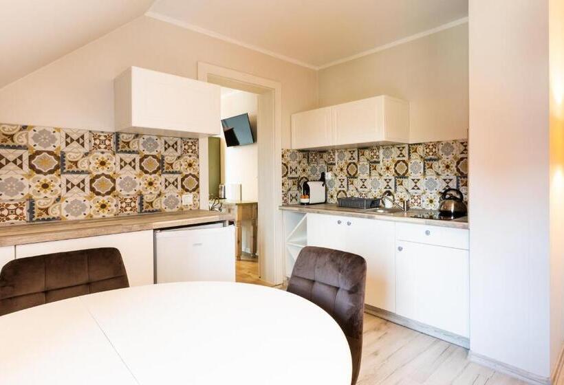 سوئیت 2 خوابه, Apartementy   Weranda   Z Ogrodem W Centrum