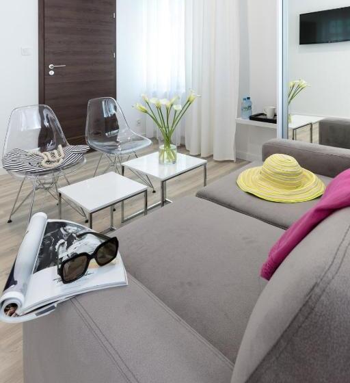 اتاق استاندارد سه نفره, Villa Rosa   200m Od Morza