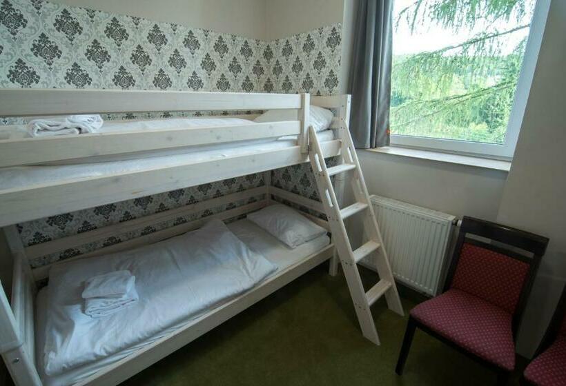 سوئیت جونیور خانوادگی, 4family Resortspa
