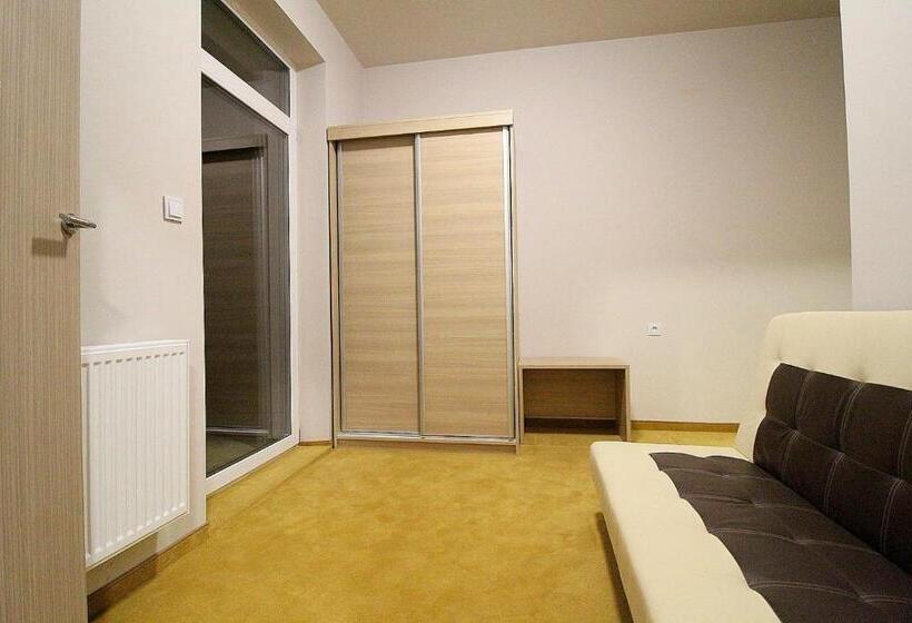 سوئیت جونیور خانوادگی, 4family Resortspa