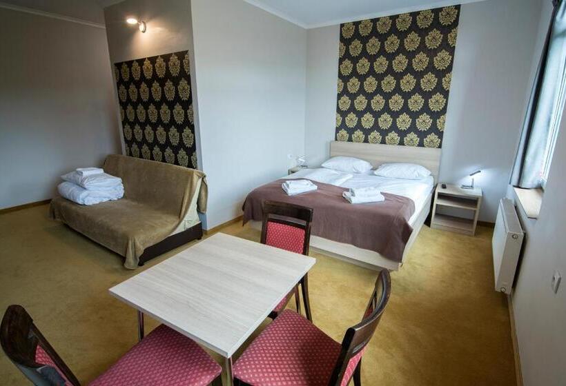 اتاق استاندارد سه نفره, 4family Resortspa