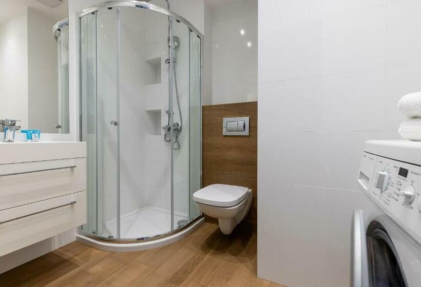 آپارتمان سوپریور 1 خوابه, Symphony Baltica Towers Apartamenty