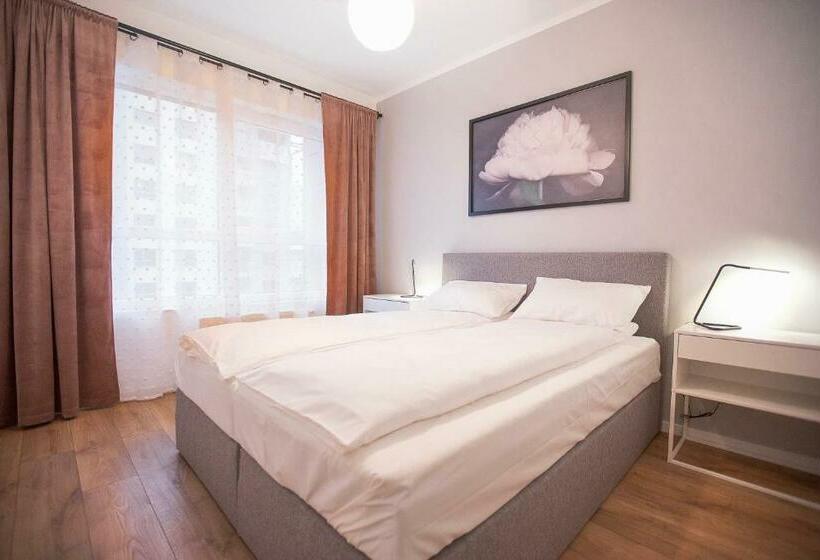 آپارتمان سوپریور 1 خوابه, Symphony Baltica Towers Apartamenty