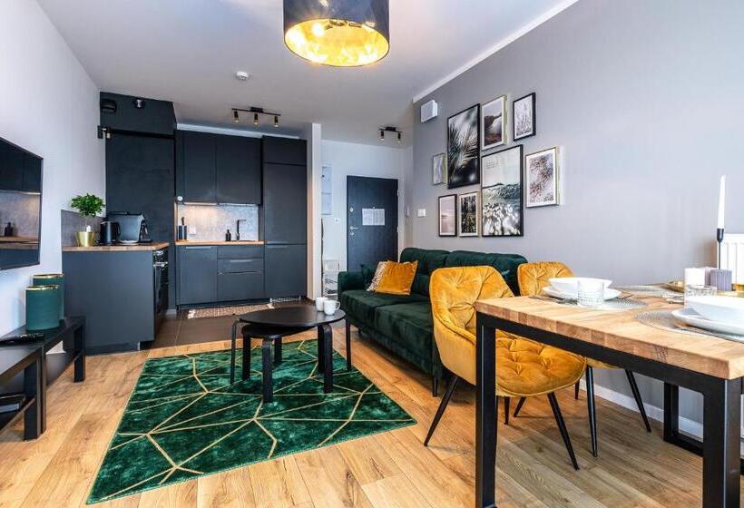 آپارتمان سوپریور 1 خوابه, Symphony Baltica Towers Apartamenty