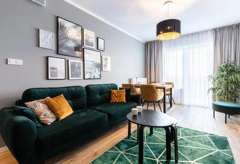 آپارتمان سوپریور 1 خوابه, Symphony Baltica Towers Apartamenty