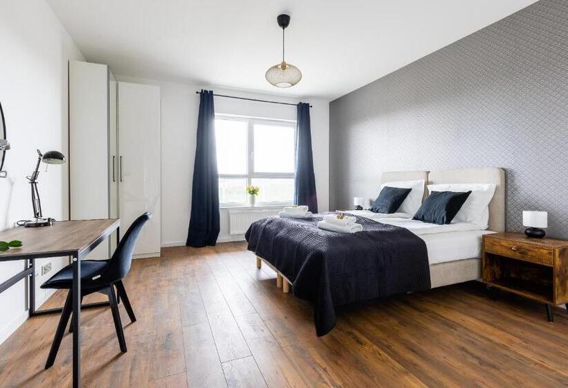 سوییت سوپریور با چشمانداز دریا, Symphony Baltica Towers Apartamenty