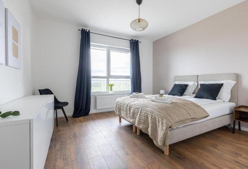 سوییت سوپریور با چشمانداز دریا, Symphony Baltica Towers Apartamenty