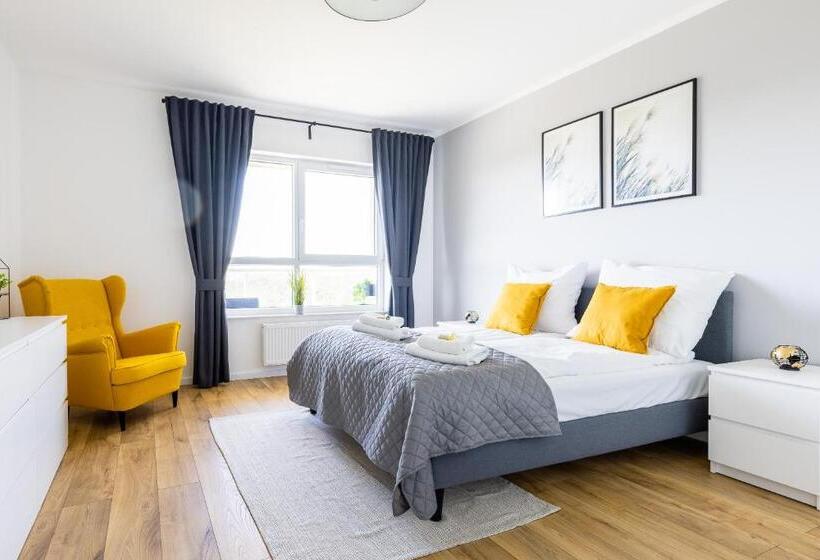 سوییت سوپریور با چشمانداز دریا, Symphony Baltica Towers Apartamenty