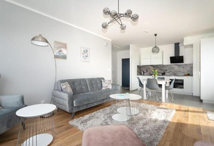 آپارتمان لوکس 1 خوابه, Symphony Baltica Towers Apartamenty