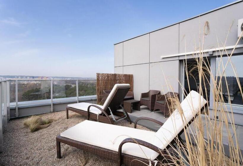 آپارتمان لوکس 1 خوابه, Symphony Baltica Towers Apartamenty
