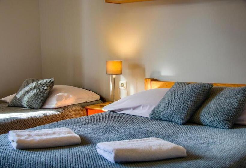 اتاق استاندارد سه نفره, Dw Pod Jaworami   Relaks W Spa   Jacuzzi, Sauna Na Wyłączność