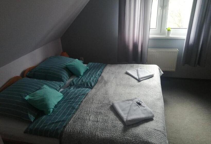 Economy Quadruple Room, Lawendowy Dworek