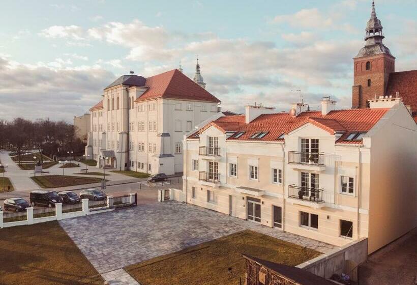 سوییت لوکس, The Loft   Garncarska 1