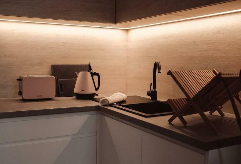 سوییت لوکس, The Loft   Garncarska 1