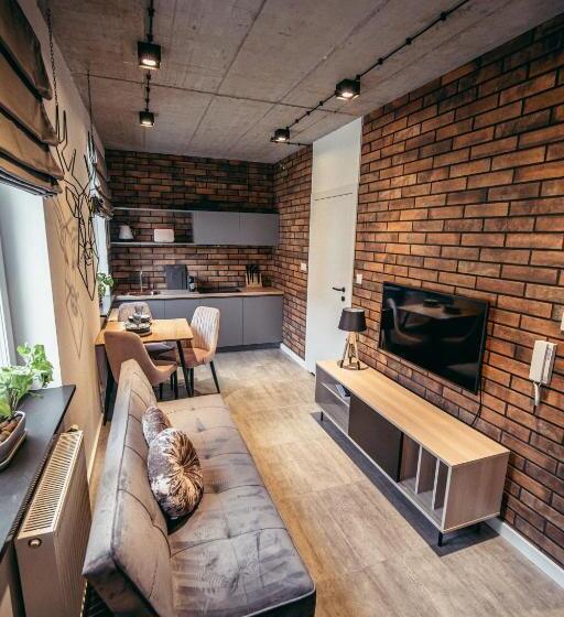 اتاق لوکس, The Loft   Garncarska 1